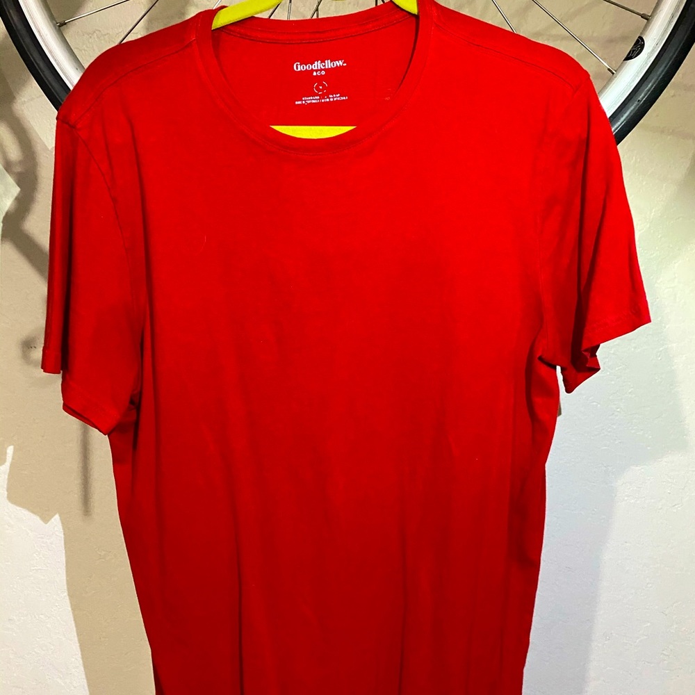 Red T shirt